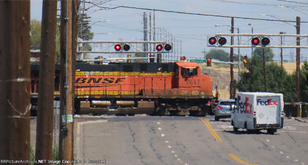 BNSF 7611